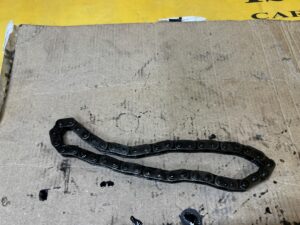 ŁAŃCUCH POMPY OLEJU OLEJOWEJ RENAULT DACIA NISSAN MERCEDES 1.5 BLUE DCI