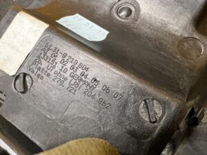 OSŁONA OBUDOWA KOLUMNY KIEROWNICZEJ BMW 5 F07 F10 F11