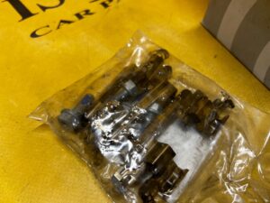 KOMPLET KLOCKI HAMULCOWE PRZÓD BMW 2 U06 NOWE OEM