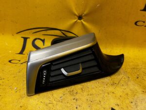 KRATKA NAWIEWU DESKI KONSOLI LEWA BMW 5 G30