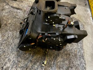 NAGRZEWNICA PAROWNIK DMUCHAWA KLIMATYZACJI MERCEDES CLS W218 EU