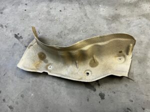 BLACHA OSŁONA TERMICZNA DACIA DOKKER 1.5 BLUE DCI