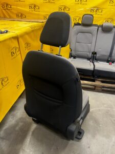 KOMPLET FOTELE KANAPA PRZÓD TYŁ AIRBAG ISOFIX FORD ESCAPE MK4 USA