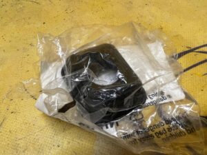 MOCOWANIE GNIAZDA ZAPALNICZKI W BAGAŻNIKU BMW NOWE OEM