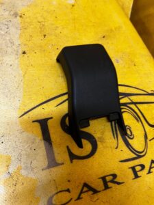 OSŁONA SZYNY SIEDZENIA LEWY PRZÓD ZEWNĘTRZNA LEXUS RX 450H III 3 AL10