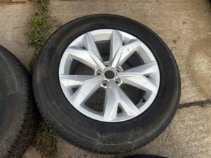 KOŁA FELGI OPONY CAŁOROCZNE VW ATLAS 245/60 R18