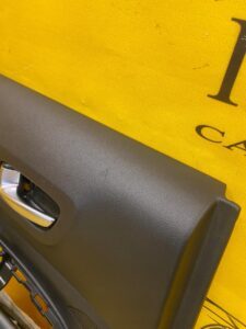 TAPICERKA DRZWI LEWY TYŁ BOSE RENAULT KOLEOS II