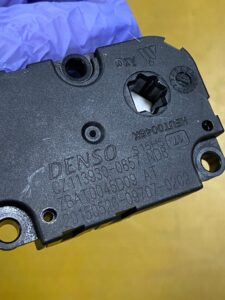 SILNICZEK NAGRZEWNICY MERCEDES W246 INFINITI Q30