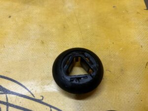 KOMPLET MOCOWANIA OSŁON PRZECIWSŁONECZNYCH CHEVROLET CORVETTE C5 97-04