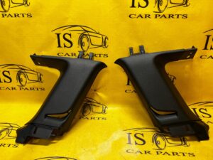 POSZYCIE SŁUPKA PRAWY TYŁ JEEP GRAND CHEROKEE WK2