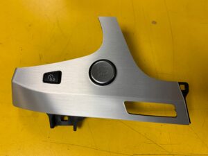 LISTWA DEKOR PRZYCISK START STOP AUDI Q7 4M QY9