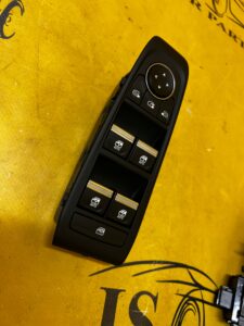 PANEL PRZEŁĄCZNIK SZYB LUSTEREK DRZWI PRZÓD LEWY RENAULT ESPACE VI AUSTRAL