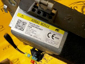 PODUSZKA POWIETRZNA AIRBAG KOLANOWA LEWA KIEROWCY VOLVO XC90 II