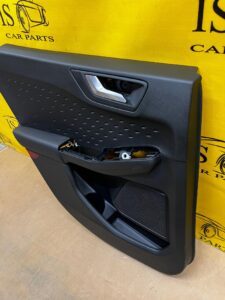 TAPICERKA BOCZEK DRZWI TYŁ LEWY FORD KUGA MK3 TITANIUM LINE