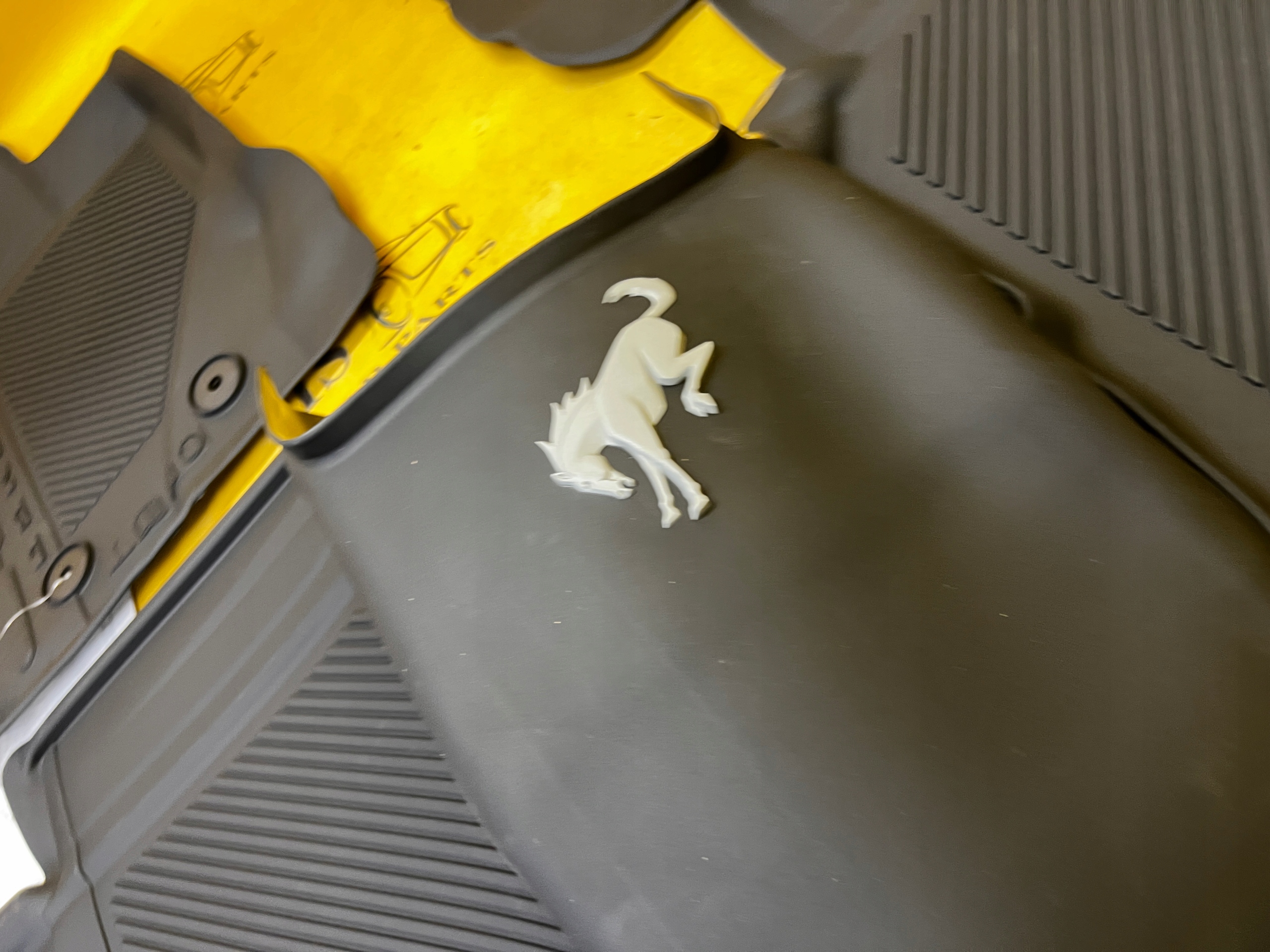 DYWANIKI WYCIERACZKI GUMOWE ORYGINALNE 4 DRZWI FORD BRONCO 21- NOWE OEM