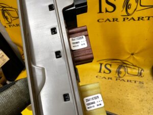 PRZYCISK PRZEŁĄCZNIK SZYBY DRZWI PRZÓD PRZEDNI LEWY RENAULT ZOE I Z.E.