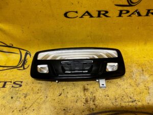 LAMPKA OŚWIETLENIE PODSUFITKI KABINY BMW 5 G30