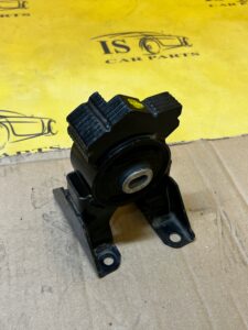 ŁAPA MOCOWANIE WSPORNIK PODUSZKA SILNIKA NISSAN E-NV200