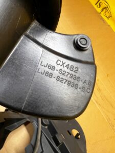 KLAPKA WLEWU PALIWA ZAMEK GNIAZDO FORD ESCAPE MK4 UM USA