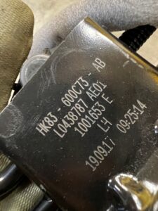 MECHANIZM SILNICZEK SIEDZENIA KANAPY TYŁ LEWY RANGE ROVER VELAR L560