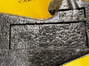 WYPEŁNIENIE STYROPAIN PODŁOGI FORD KUGA MK3 ESCAPE