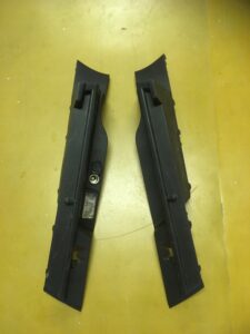 BOCZEK BAGAŻNIKA RENAULT SCENIC IV 799111959R PRAW