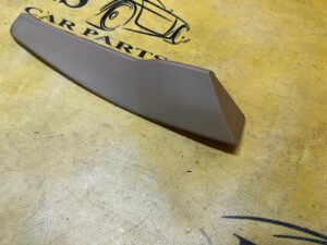 OSŁONA ZAŚLEPKA PLASTIK SCHOWKA PASAŻERA DESKI KONSOLI PORSCHE MACAN 95B