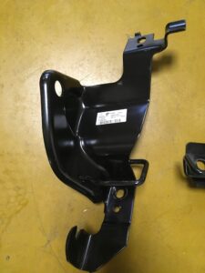 LEWE ISOFIX UCHWYT MOCOWANIE KANAPY INFINITI Q30