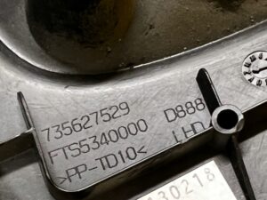 OBUDOWA ZAŚLEPKA OSŁONA KONSOLI LEWA FIAT 500 ABARTH