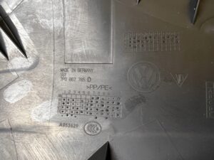 OSŁONA SŁUPKA DOLNEGO LEWA PORSCHE CAYENNE II 7P5 LIFT 92A