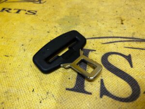 KOŃCOWKA KLAMRA PASA BEZPIECZEŃSTWA TYŁ RANGE ROVER EVOQUE L538