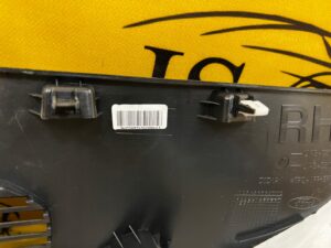 PRAWY BOCZEK BAGAŻNIKA FORD KUGA VIGNALE MK 3