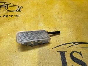 LAMPKA OŚWIETLENIA SCHOWKA CITROEN C4 GRAND PICASSO II