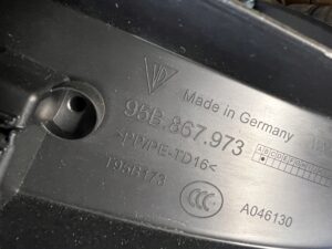 OSŁONA TAPICERKA KLAPY TYŁ BAGAŻNIKA PORSCHE MACAN 95B