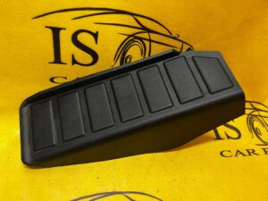 PODSTOPNICA PODNÓŻEK OSŁONA FORD KUGA MK3 ESCAPE 3