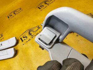 KOMPLET RĄCZKI UCHWYTY SCHOWEK PODSUFITKI PEUGEOT 508 I KOMBI