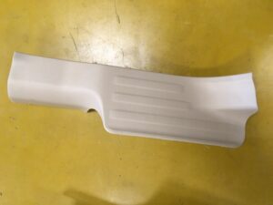 OSŁONA LISTWA PROGU TYŁ PRAWA NISSAN X-TRAIL T32