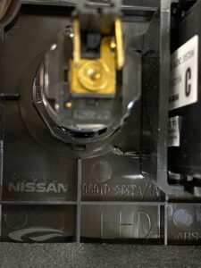 OSŁONA ZAŚLEPK GNIAZDO 12V ZAPALNICZKA INFNITI Q30