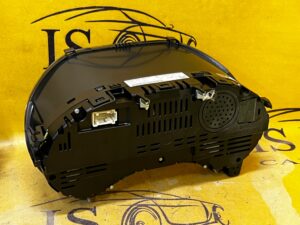 LICZNIK ZEGARY WYŚWIETLACZ INFINITI Q30 1.6 TURBO