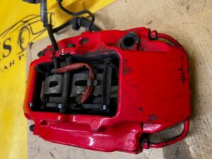 ZACISK HAMULCOWY TYŁ PRAWY PORSCHE CAYMAN S 987