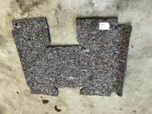 MATA WYGŁUSZENIE PODŁOGI TYŁ LEWY PRAWY DACIA JOGGER