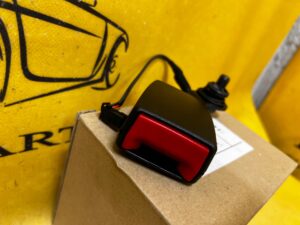 ZAPINKA ZAMEK KLAMRA PASA TYŁ PRAWY BMW 2 F46 GRAN TOURER NOWA OEM