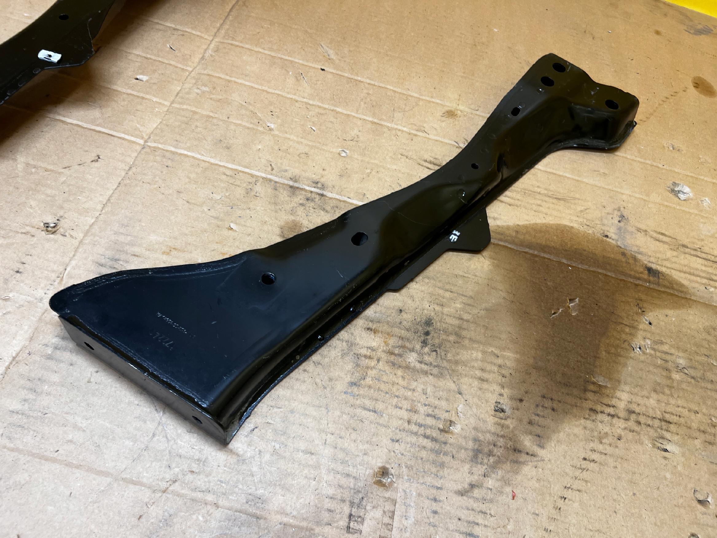STREFA ZGNIOTU SANEK KIEŁ PRZÓD PRAWY FORD KUGA MK3 LIFT