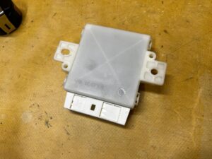 MODUŁ STEROWNIK CZUJNIKÓW PARKOWANIA PDC MERCEDES GL X166