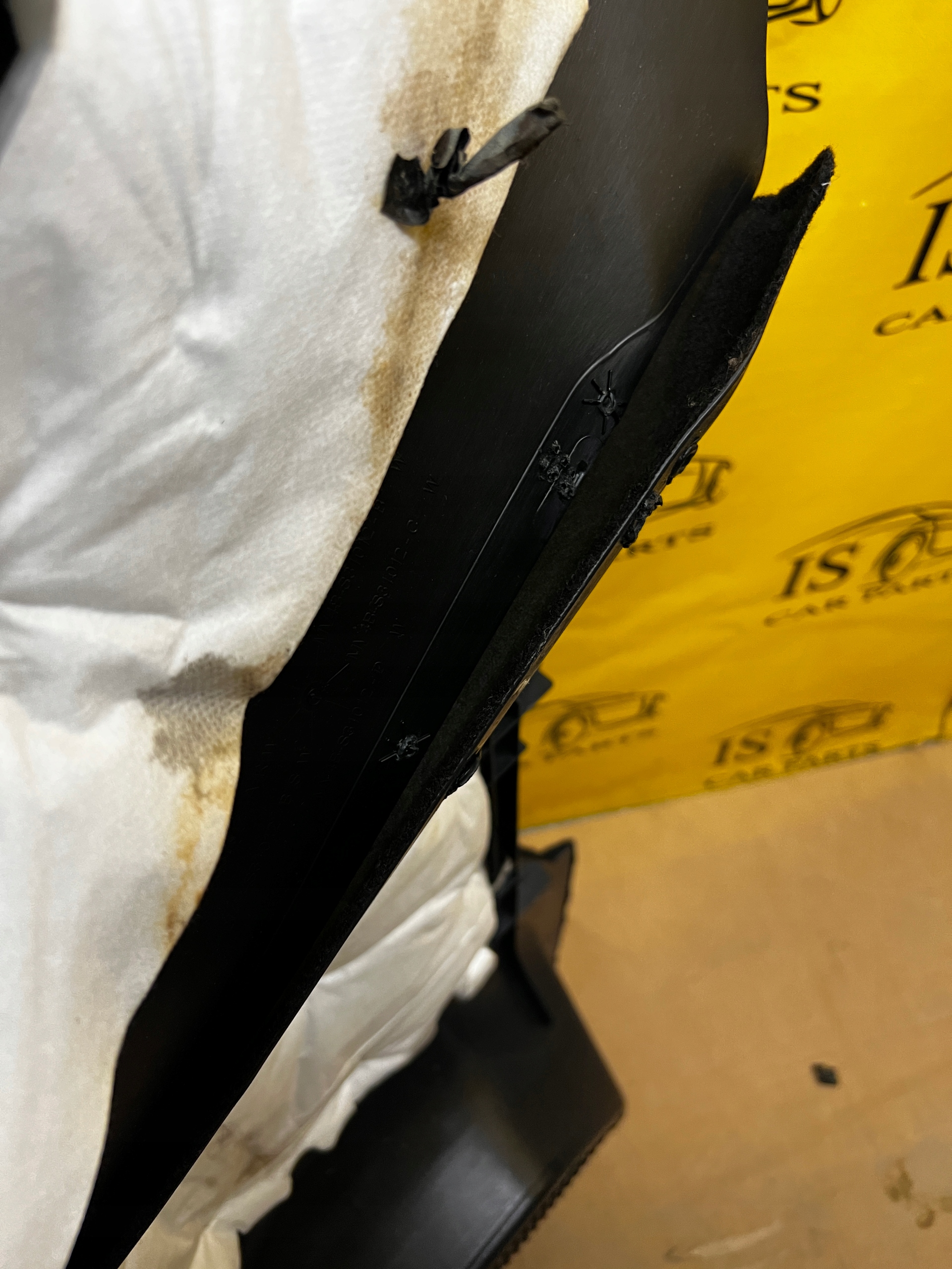 TAPICERKA BOCZEK BAGAŻNIKA TYŁ PRAWY FORD KUGA MK 3