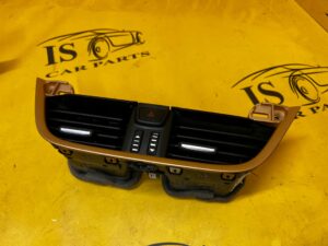 KRATKA NAWIEWU ŚRODKOWA FORD FIESTA MK8