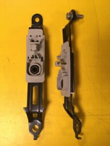 SUWAK REGULACJI PASÓW BEZPIECZEŃSTWA X-TRAIL T32