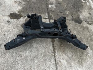 WÓZEK ZAWIESZENIA BELKA SANKI KOŁYSKA TYŁ NISSAN X-TRAIL III T32 LIFT