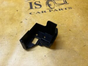 PŁYTA OSŁONA MOCOWANIE PRZEWODÓW PALIWA PORSCHE MACAN 95B