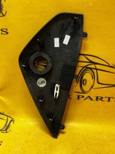 OSŁONA BOCZEK DESKI KONSOLI LEWA AUDI A8 D5 4N